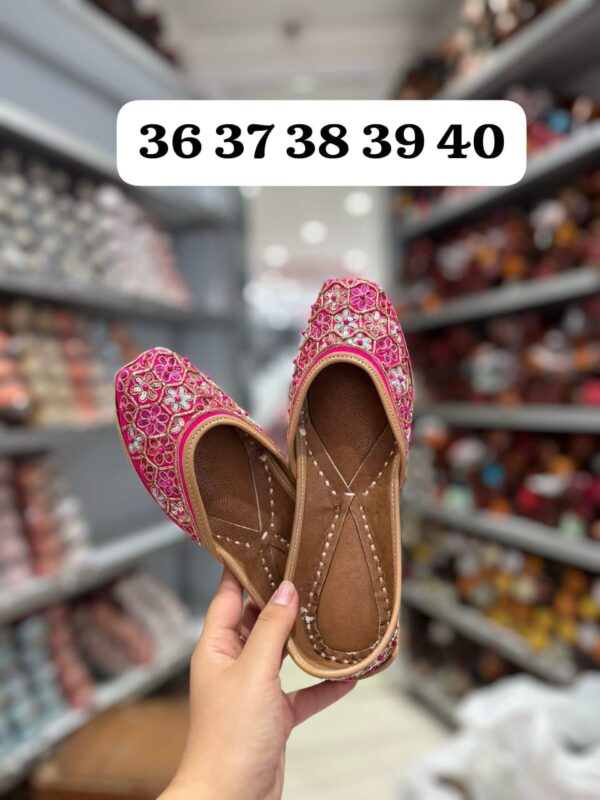 Golden Grandeur -Magenta Punjabi Juttis with Opulent Tela Embroidery